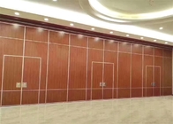 Akustyczna drewniana składana ściana działowa Łatwa instalacja w pokoju konferencyjnym