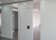 Wielofunkcyjne składane systemy ścianek działowych, dźwiękoszczelny rozdzielacz pokoju z drzwiami